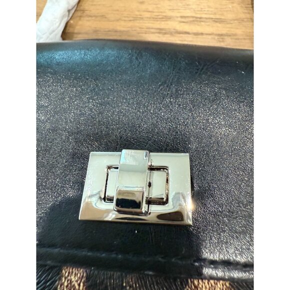 Lori Grenier Cell Phone Clutch Purse, NWT - Picture 5 of 9